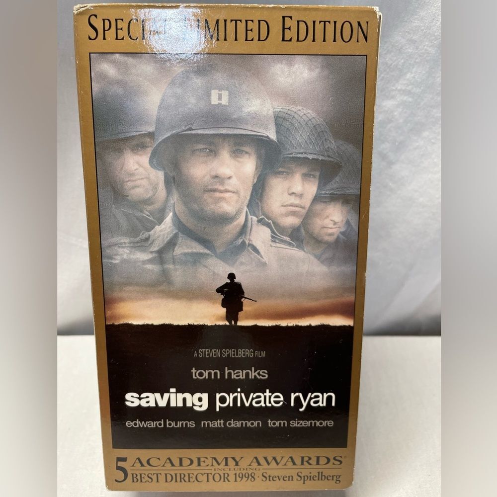 Saving Private Ryan special edition video. 2 pk